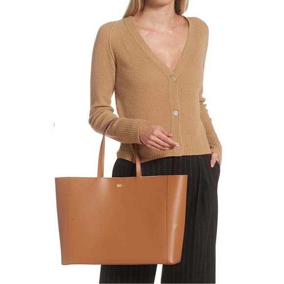 🔥🔥🔥NEW Frame Le Signature Leather Tote - Picture 2 of 15